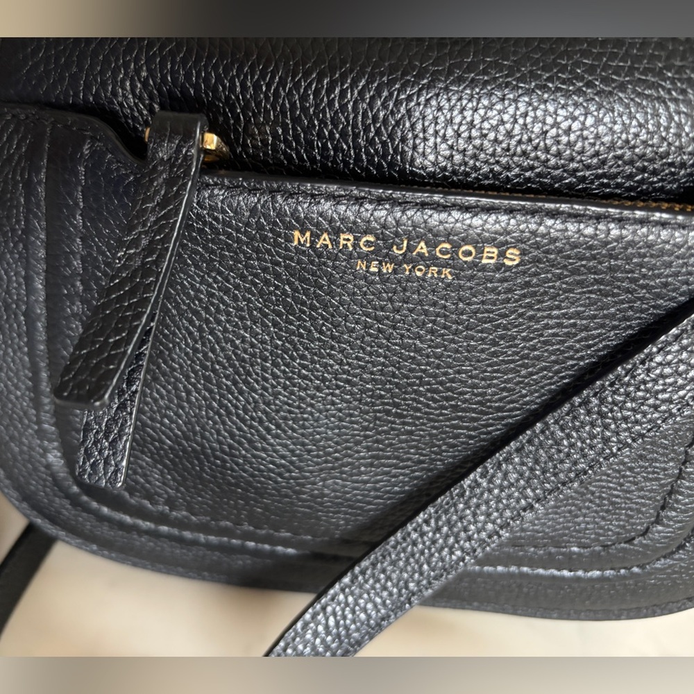 Marc Jacobs Empire City Black Pebbled Leather Crossbody Bag - Picture 2 of 11